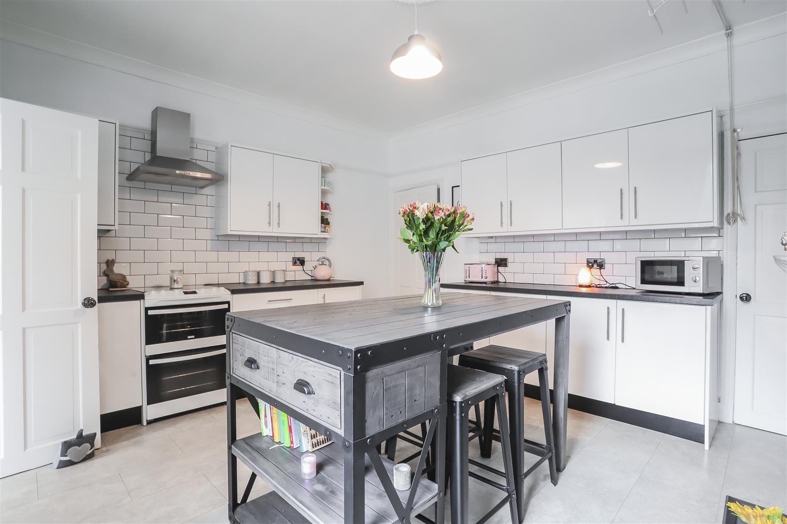 2 Bed Terraced House For Sale - Main Image